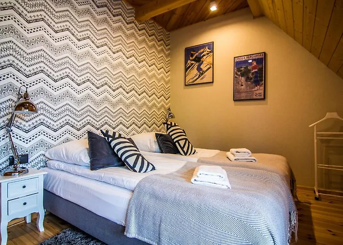 Etiuda * זקופאנה